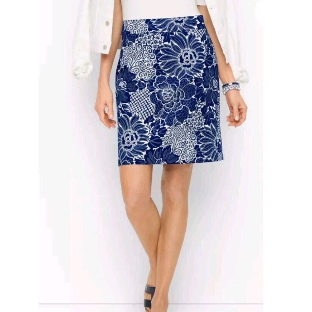 Talbots Navy Blue White Floral Print A-Line Skirt